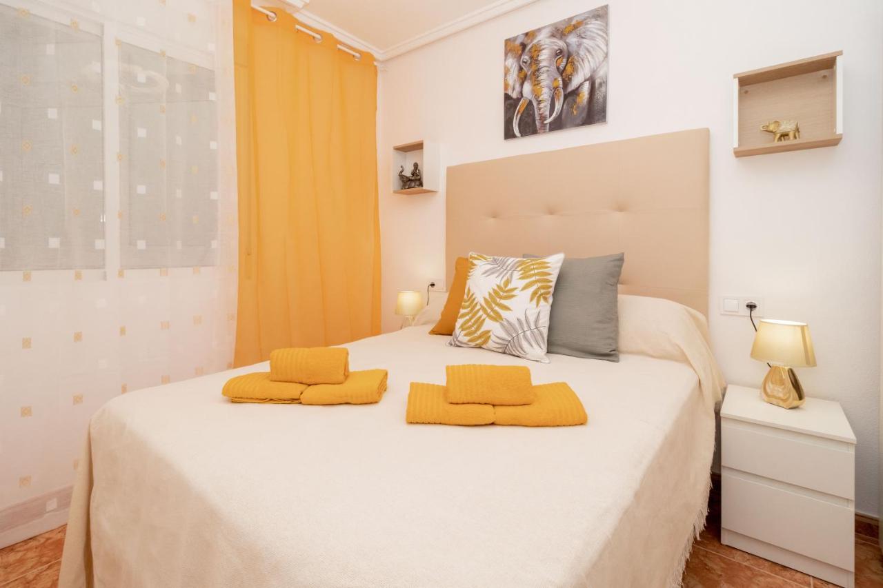 Marianna Apartment Torrevieja Exterior photo